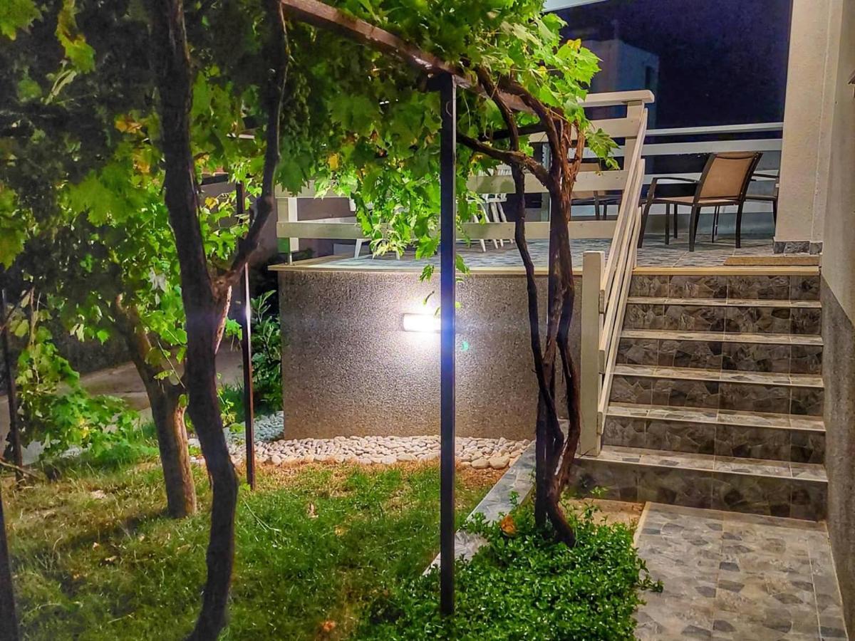 Apartments Marina يوتجيها المظهر الخارجي الصورة