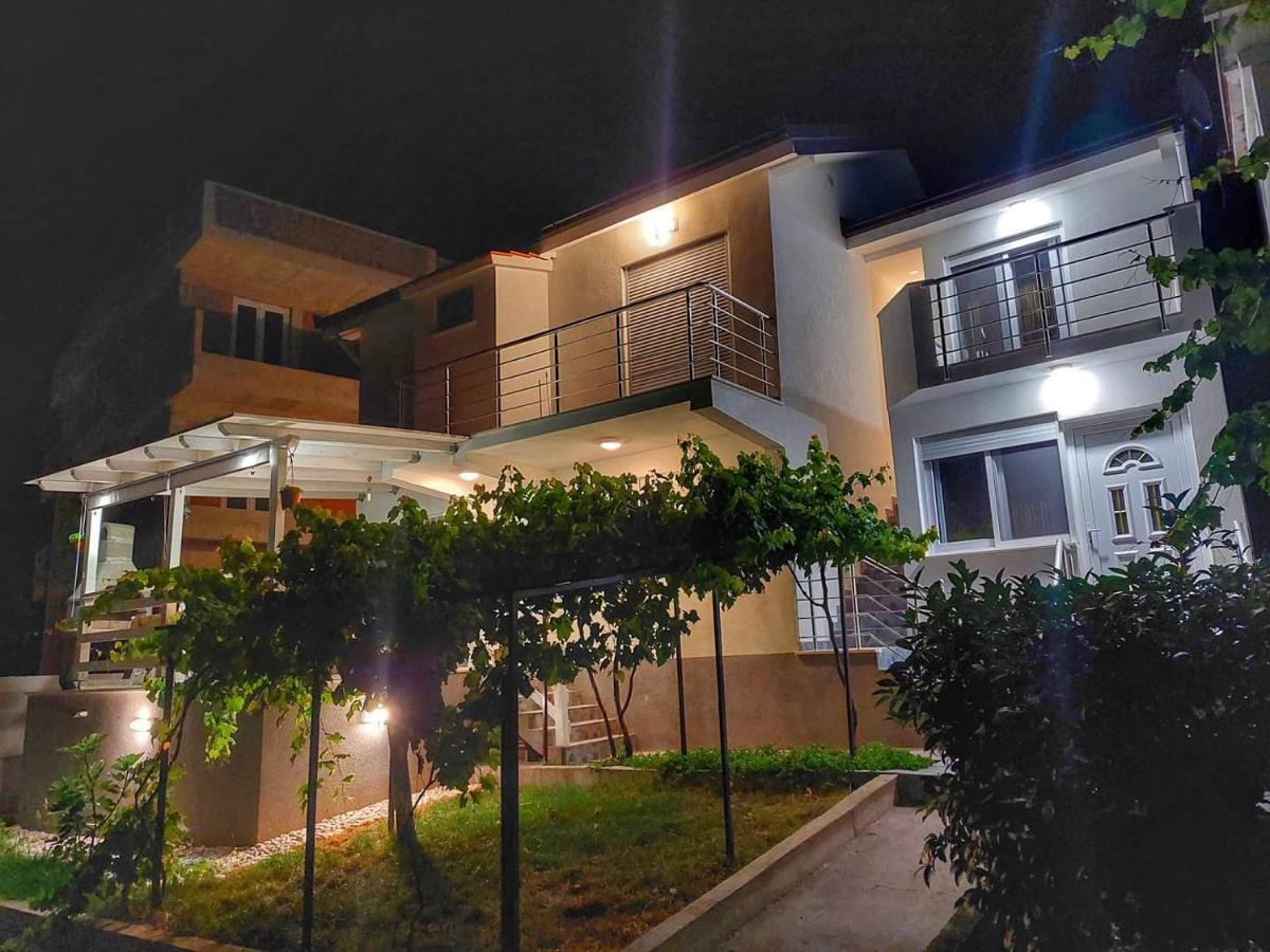 Apartments Marina يوتجيها المظهر الخارجي الصورة