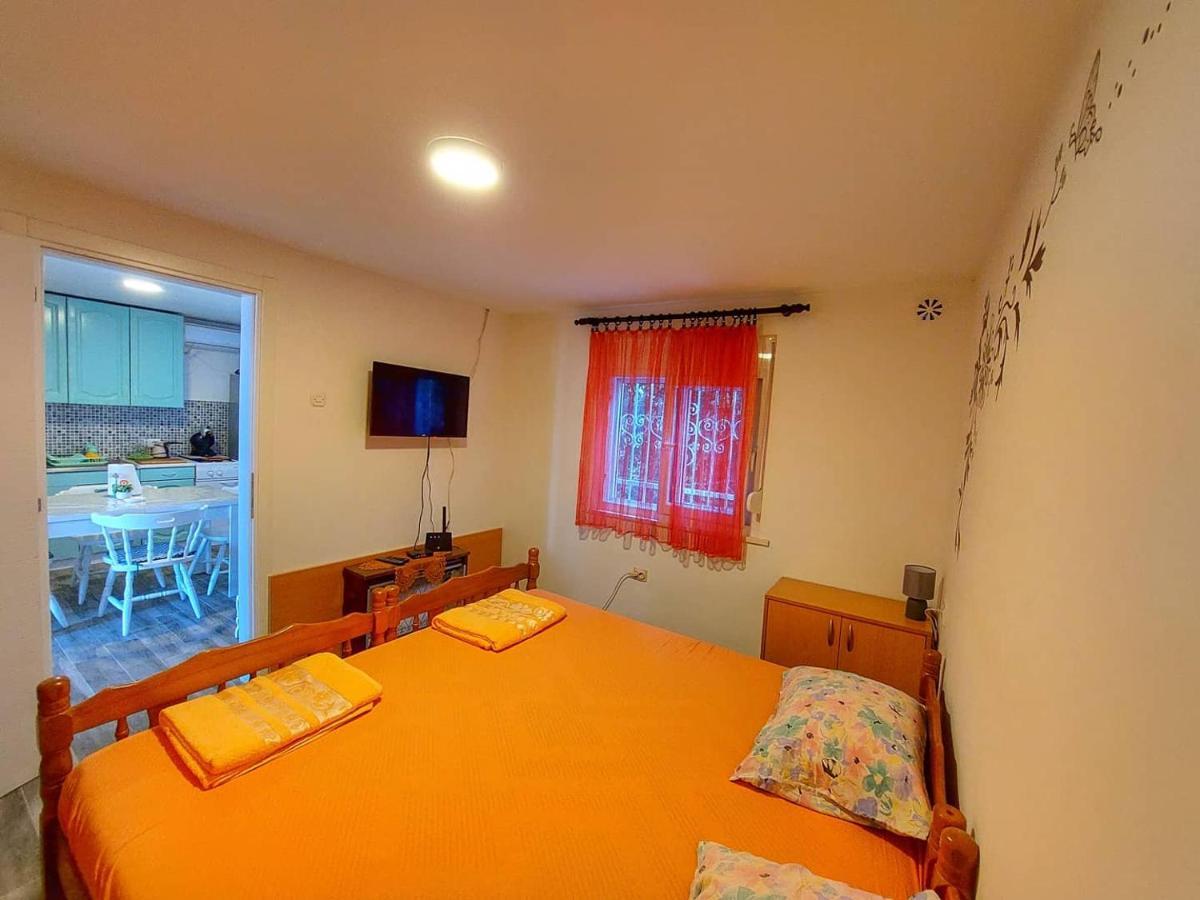 Apartments Marina يوتجيها المظهر الخارجي الصورة