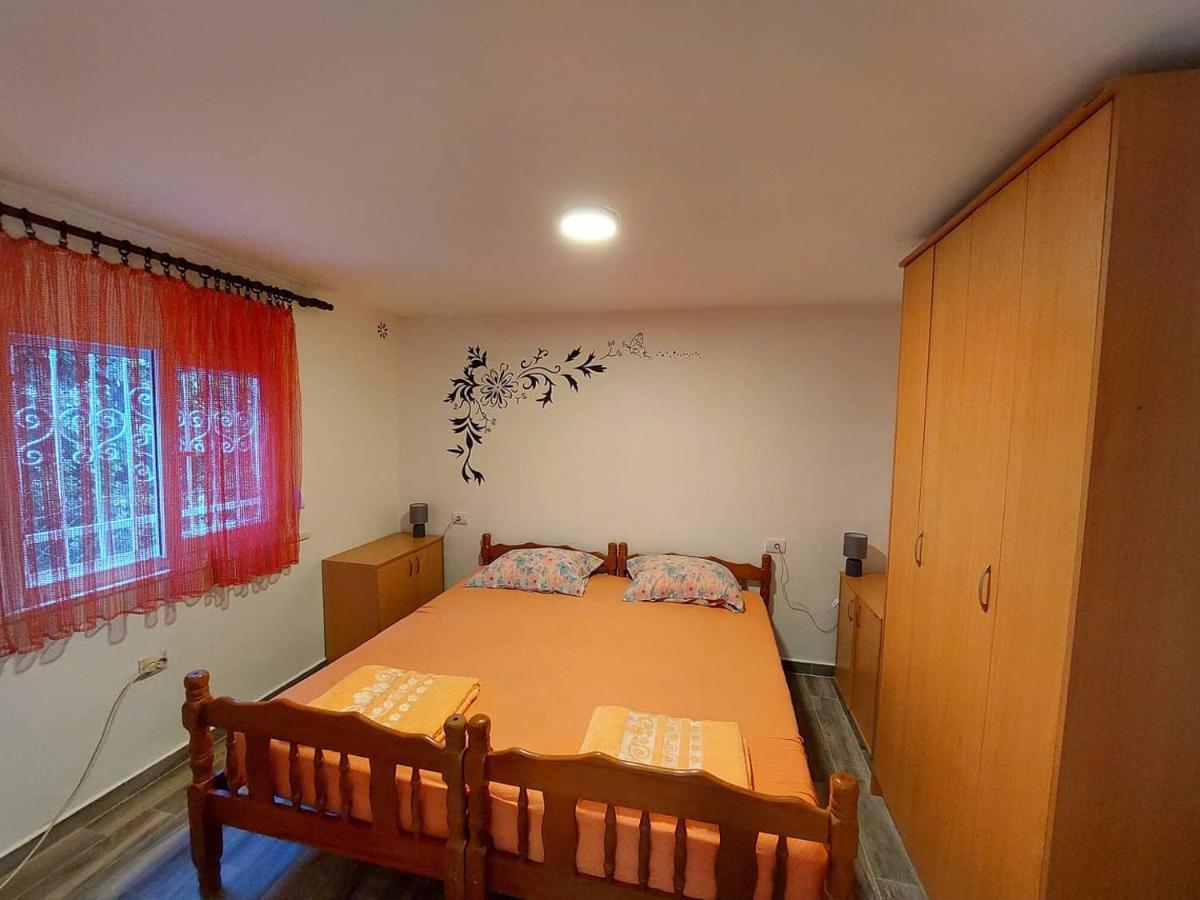 Apartments Marina يوتجيها المظهر الخارجي الصورة