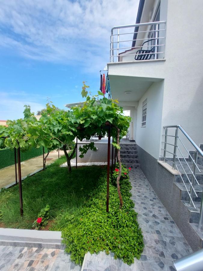 Apartments Marina يوتجيها المظهر الخارجي الصورة