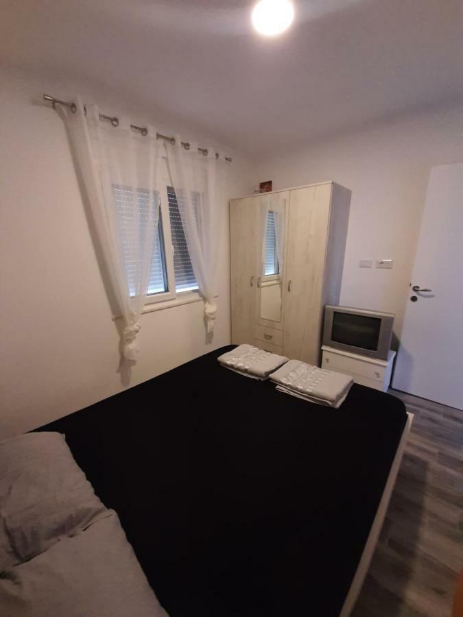 Apartments Marina يوتجيها المظهر الخارجي الصورة